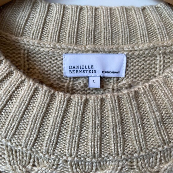 Danielle Bernstein Cropped Sweater, size L - Picture 4 of 4